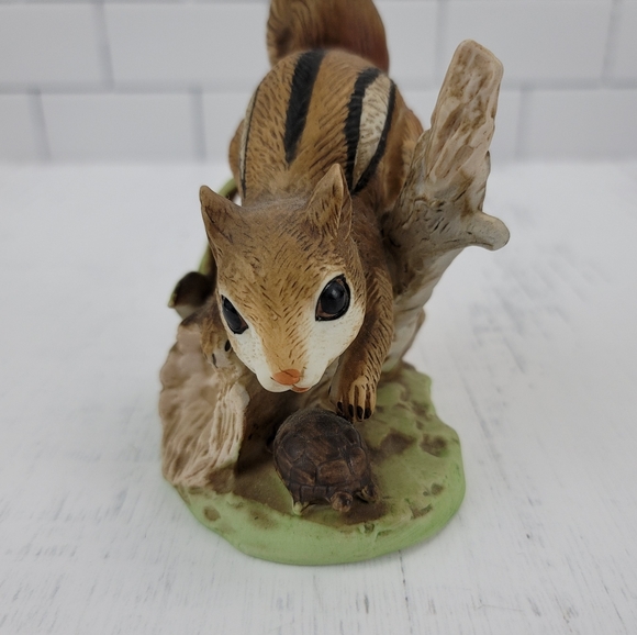 Vtg Porcelain Chipmunk And Turtle Figurine - Picture 7 of 13
